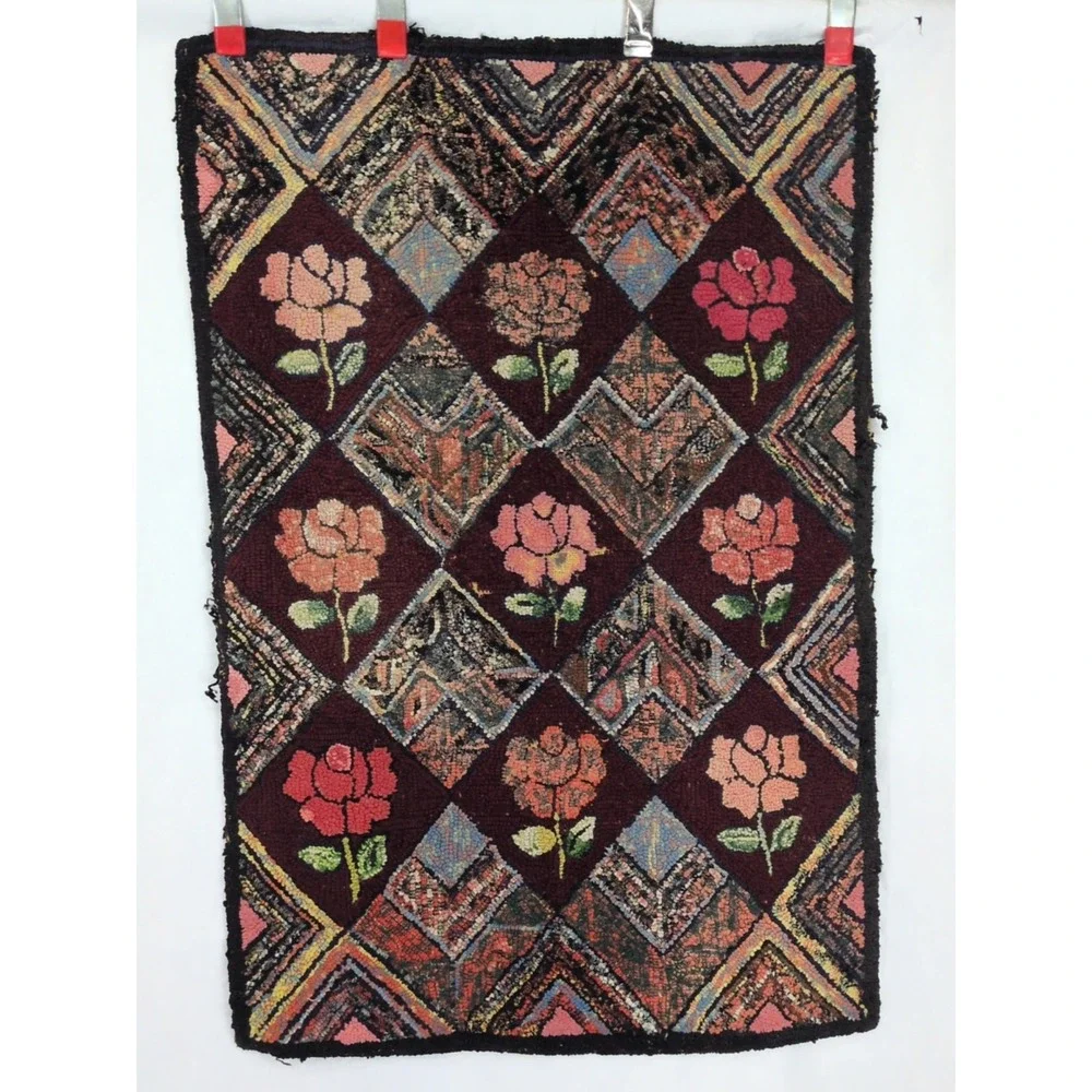 VTG Antique Hooked Rug 36